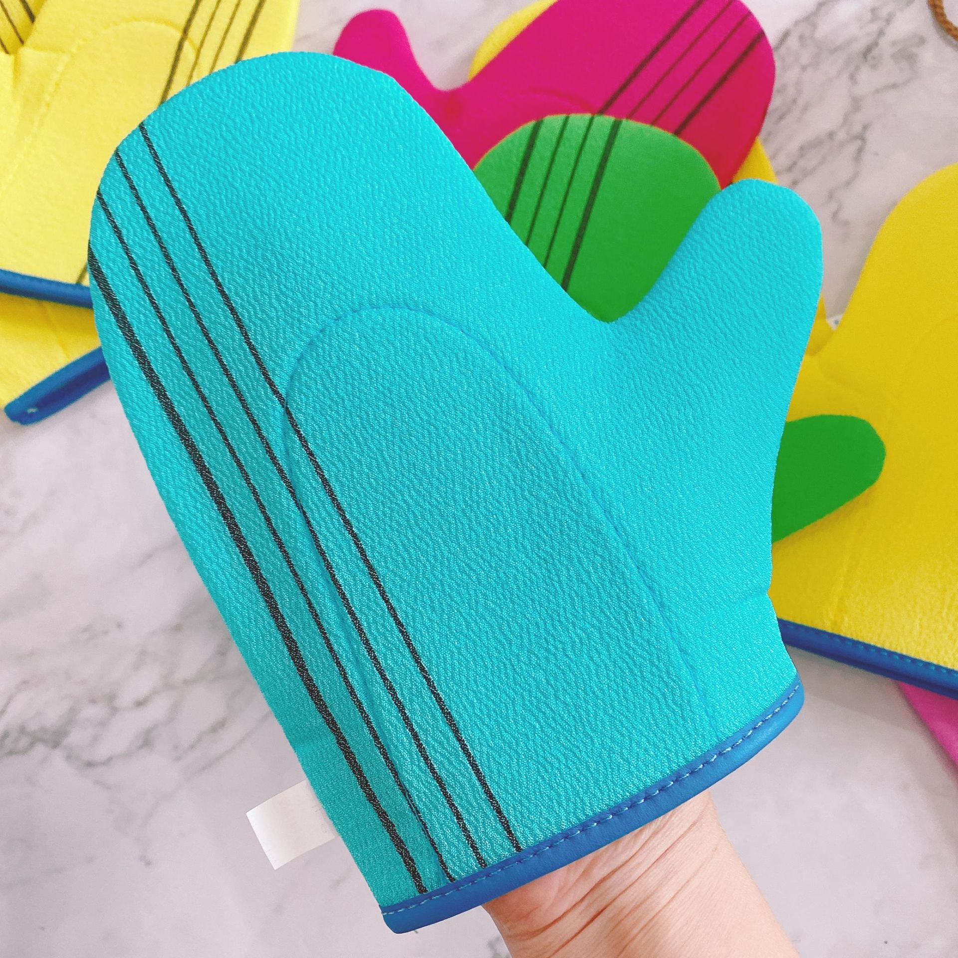 韩国南大门老奶奶搓澡巾拇指手套款搓泥网红沐浴手套