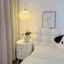 卧室落地灯客厅沙发边几奶油风氛围感复古置物架床头柜一体台灯
