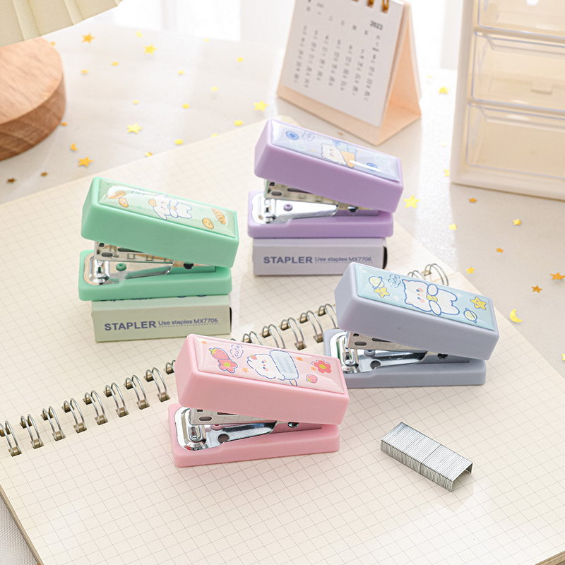 Macaron Color Cartoon Small Size Stapler Kit 12 Portable and Cute Student Office Mini Stapler Wholesale