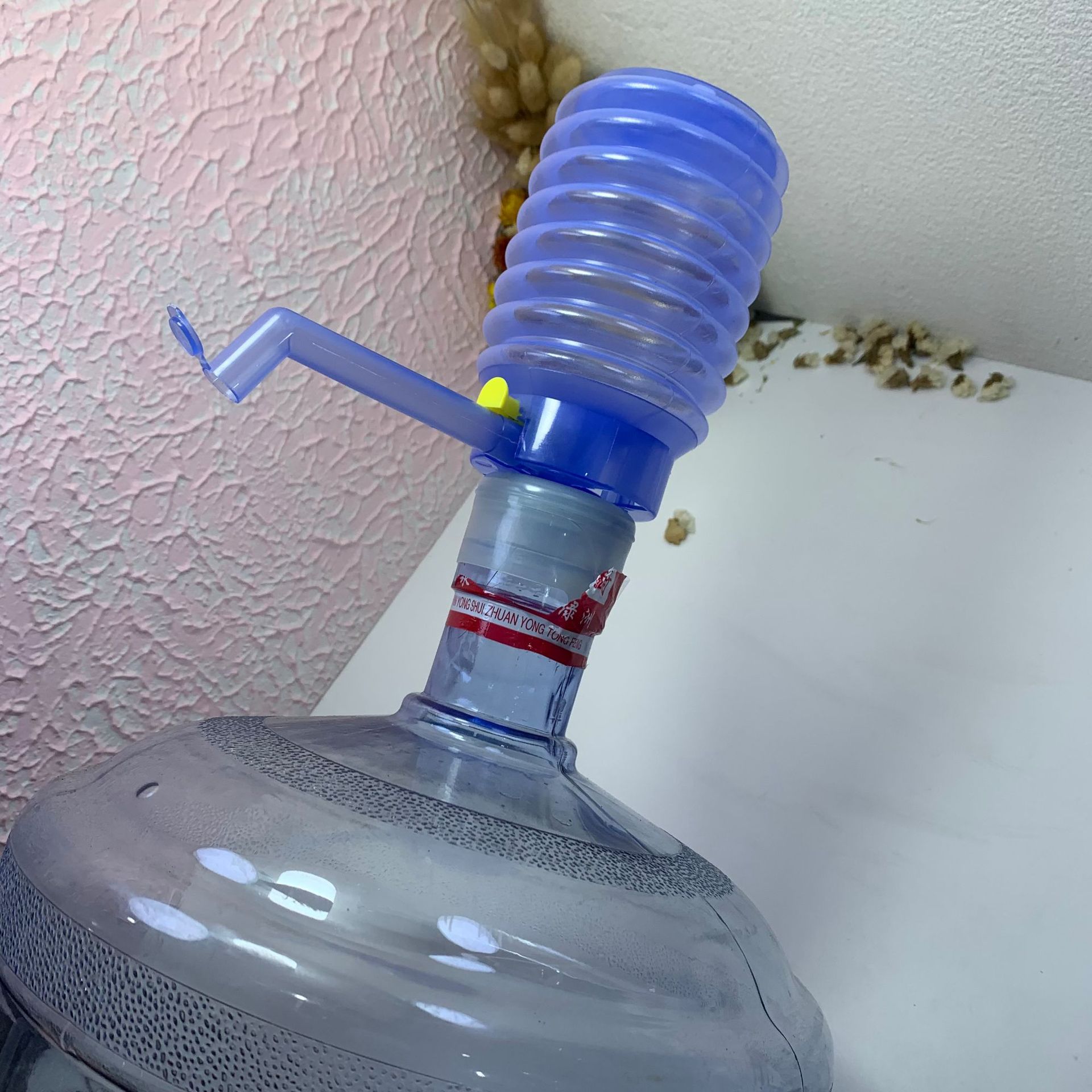 厂家直供众维压水器桶装水压水泵手压式快速止水软壳泵水器现货发