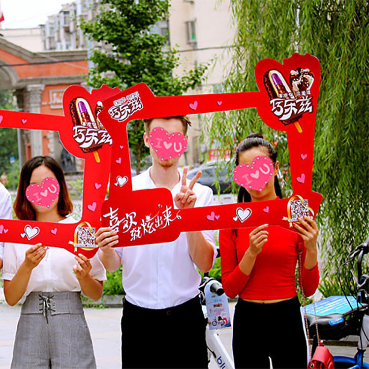 实力工厂kt板相框活动异性手举牌定制儿童拍照道具新年拍照相框