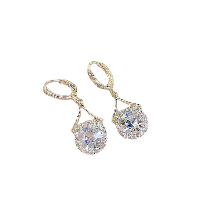 Live New Style Advanced Design Crystal Diamond-Embedded Gemstone Earrings Female Water Drop Ear Clip Ear Rings Festival Gift