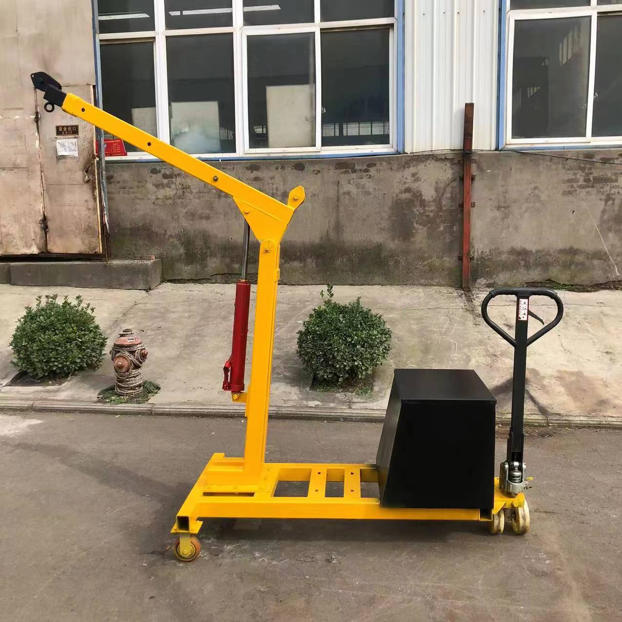 全自动液压伸缩臂独臂吊电动行走小吊车液压伸缩大臂旋转小吊机