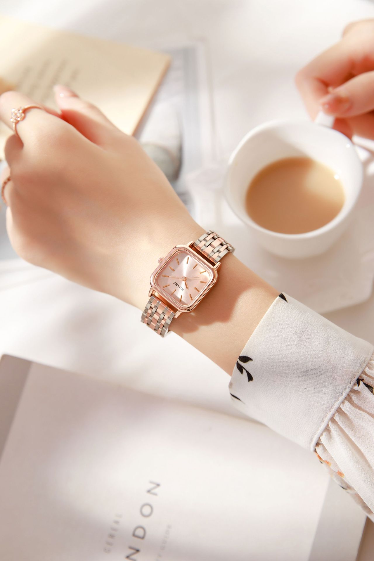 新款跨境链女士手表时尚简约气质小巧手链腕表 钢带女士手表-阿里巴巴