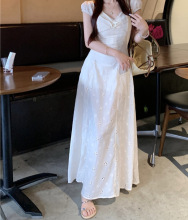 法式白色短袖连衣裙女装夏季重工收腰a字裙子气质温柔风度假长裙