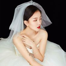 新款新娘头纱拍照网格网红旅拍短款简约白色多层蕾丝森系俏皮头纱