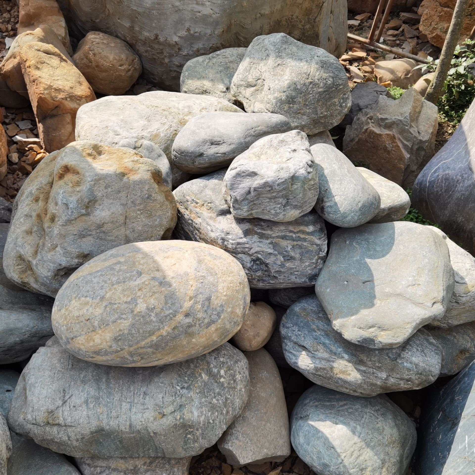 【原生态河石】广东天然水冲景观溪石青灰色50-150公分尺寸