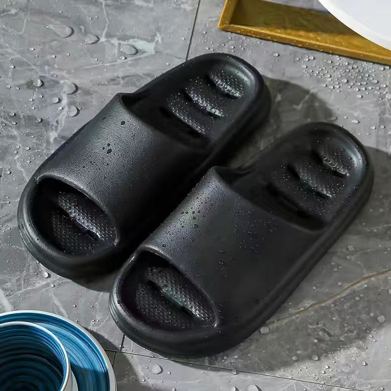 2023 New Slippers Women's Summer Household Slippers Bathroom Bath Non-Slip Thick Bottom Quick-Drying Couples Sandals Men