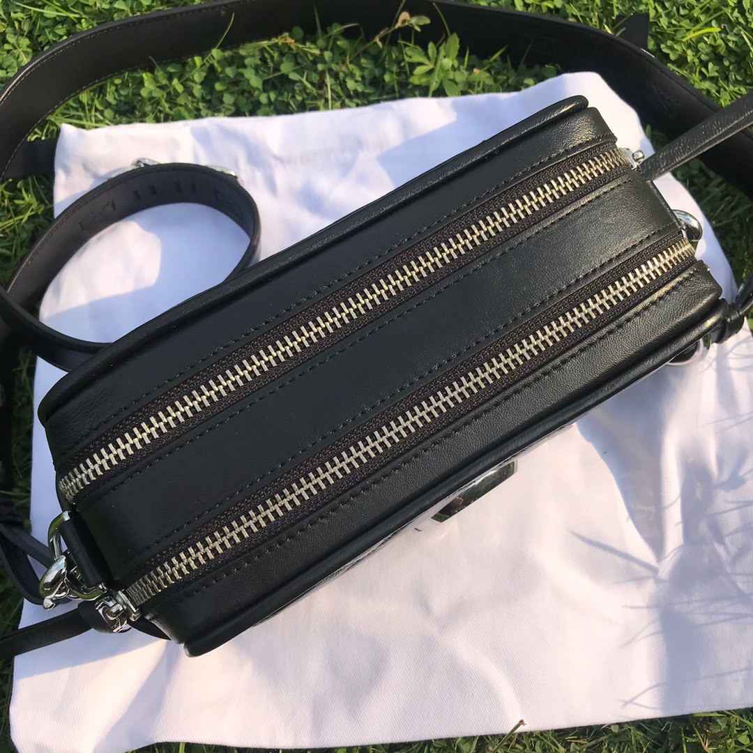 现货2021夏季小马哥新款mj真皮羊皮菱格相机包韩版真皮女包纯色