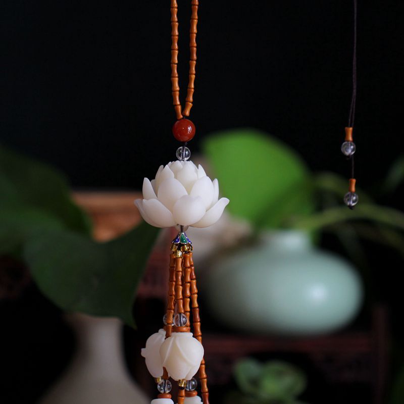 白菩提莲花车挂 拼接雕刻莲花 玉兰花汽车挂件车挂后视镜挂件车挂