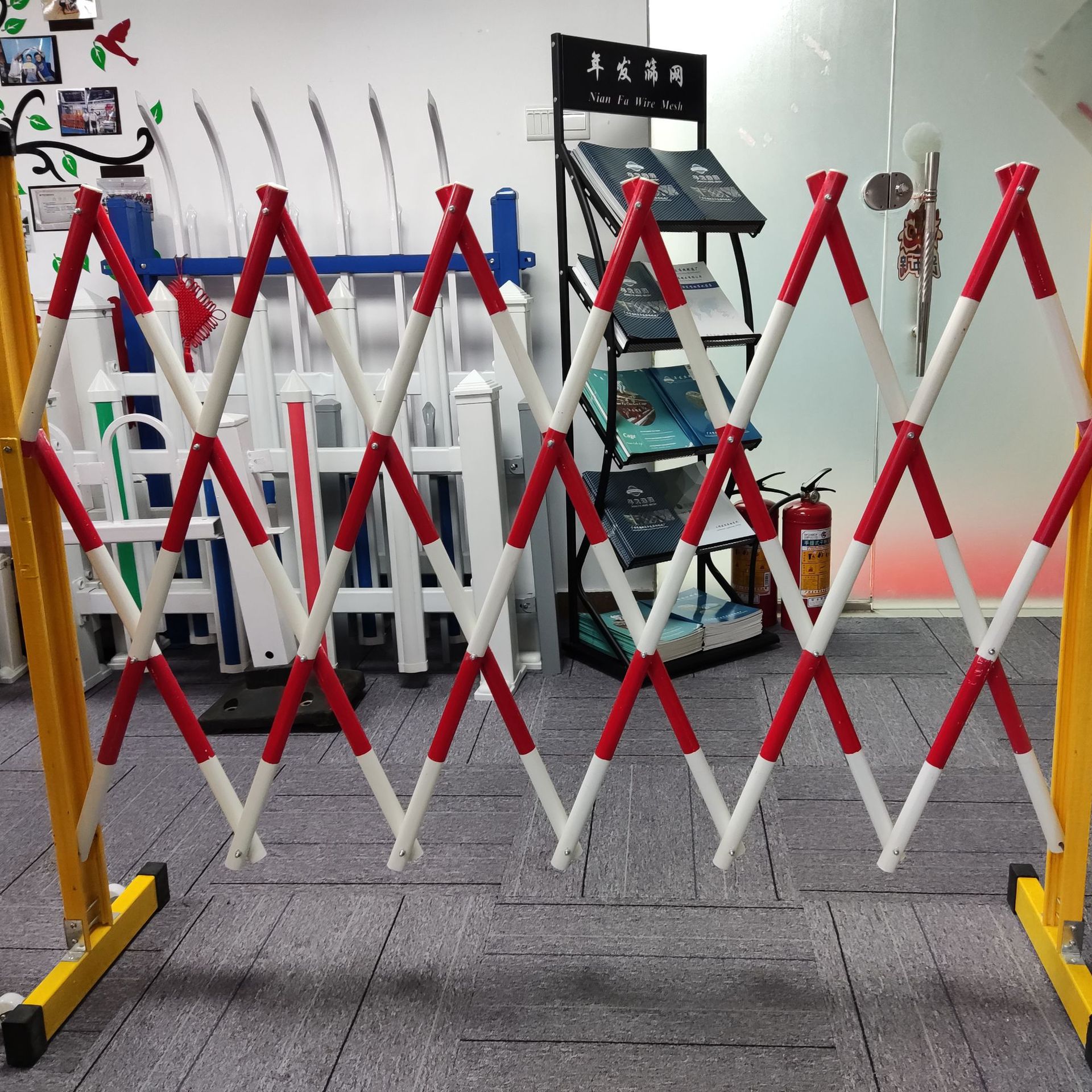 红白圆管式玻璃钢围栏 全禁式隔离栏施工安全防护 厂家现货直销