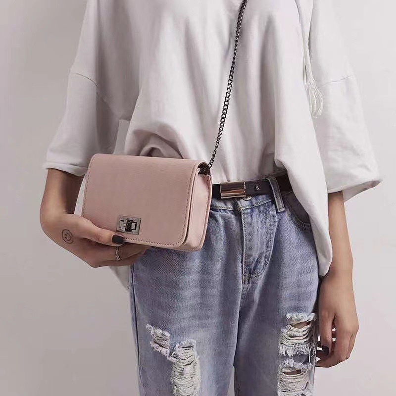 Women's Bag 2023 Spring/Summer New Small Square Bag Shoulder Messenger Bag Student Mini Chain Bag Fashion Bags Wholesale 