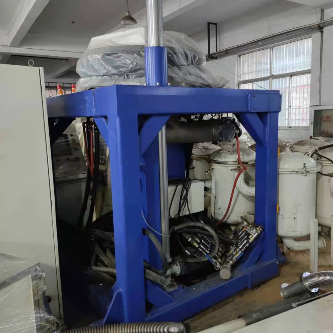 出售95直拉式单晶炉 设备9成新上海汉虹产 全套单晶炉设备