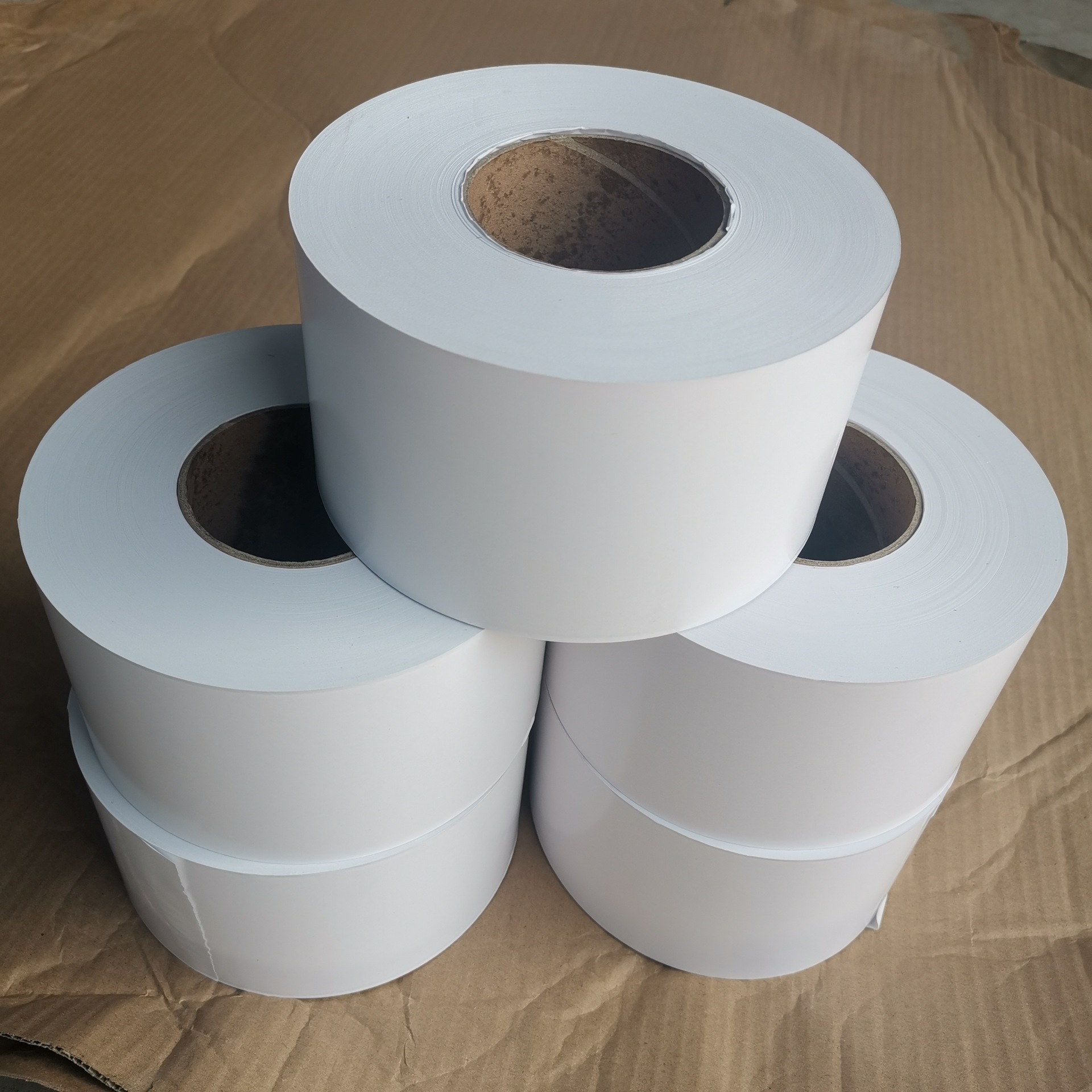 双胶纸牛皮纸铜版纸卷筒纸复分切加工成小卷筒60g70g80g100g120克