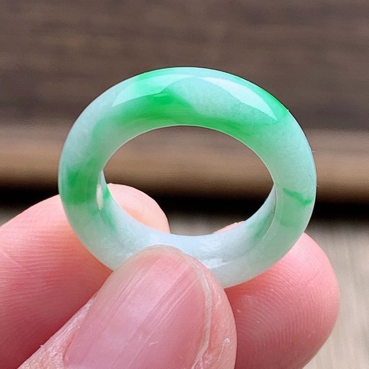 天然a货8号冰润飘阳绿翡翠戒指玉指环玉石戒圈素圈送证书2506