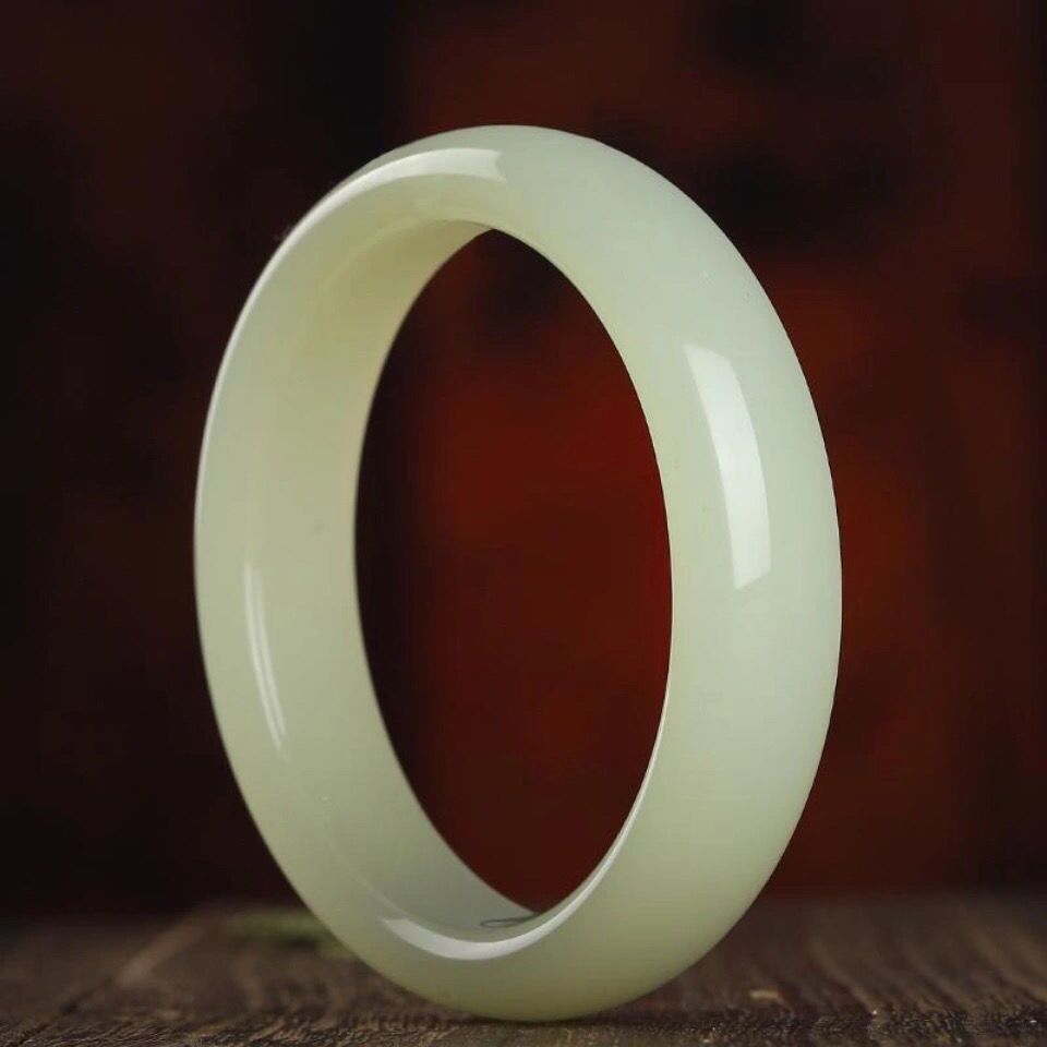 批发厂家直供外蒙料青白玉手镯和田玉青海料扁条手镯女款玉镯子