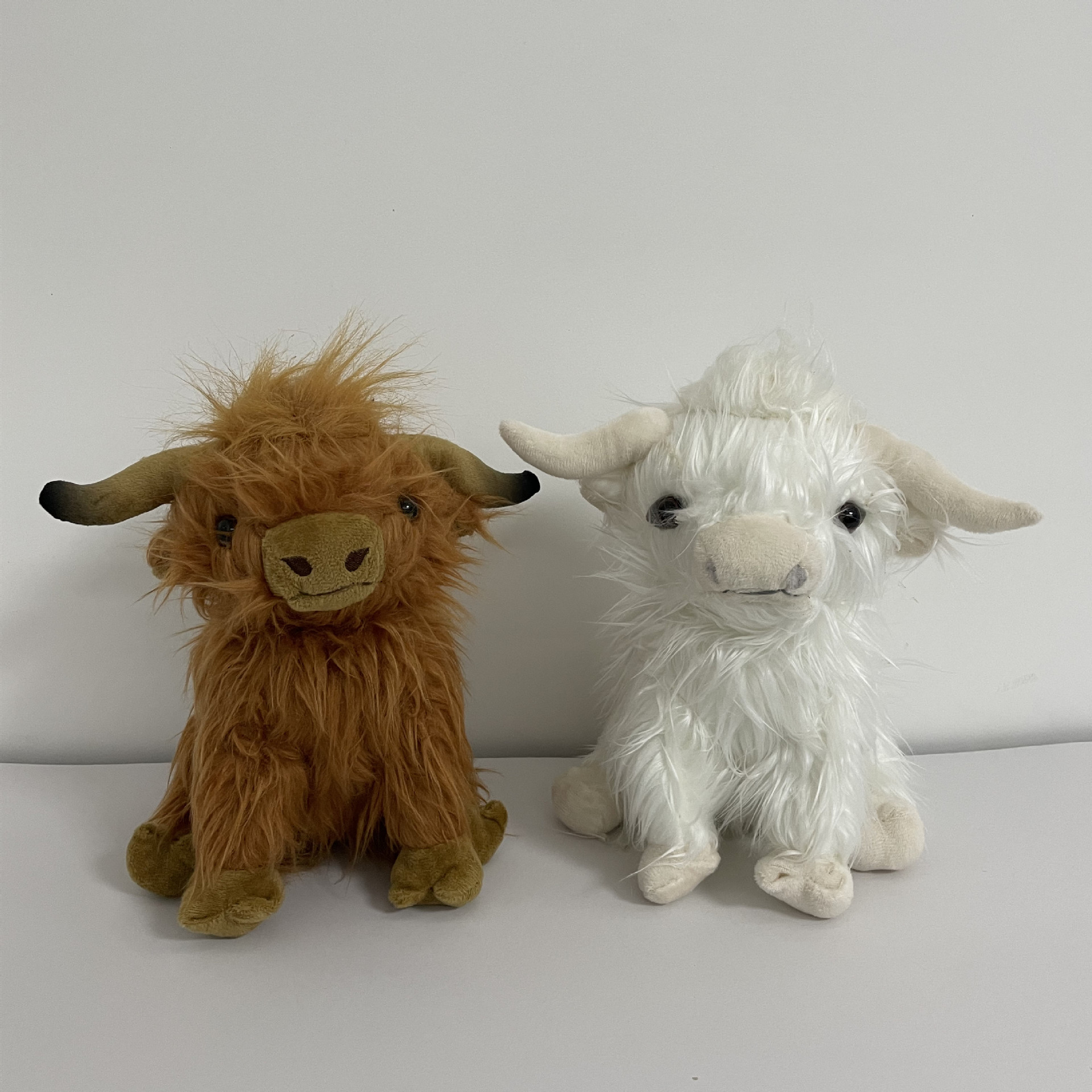 现货跨境highland cow仿真苏格兰高地牛毛绒公仔长毛牛圣诞玩具