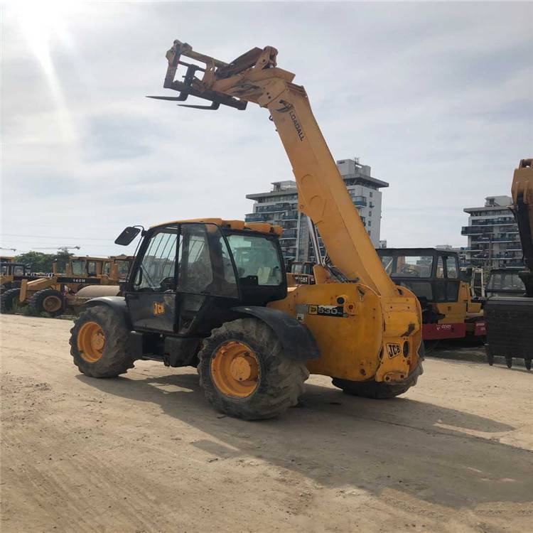 jcb530伸缩臂叉车,升高7米