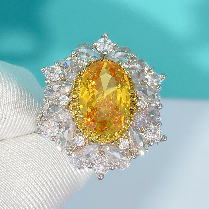 快手抖音直播热卖浓郁大鸽子蛋黄锆石戒指 镶阿斯切黄钻彩宝戒指