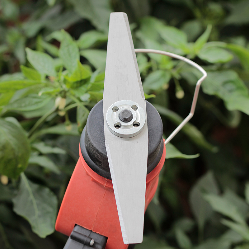 加长锂电割草机刀片手持割灌机打草机配件打草刀除草加厚刀片20cm