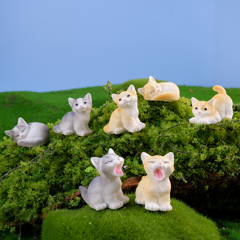 Kitten Creative Micro Landscape Resin Crafts Small Ornaments Cartoon Cat Succulent Landscaping Decoration Doll Desktop
