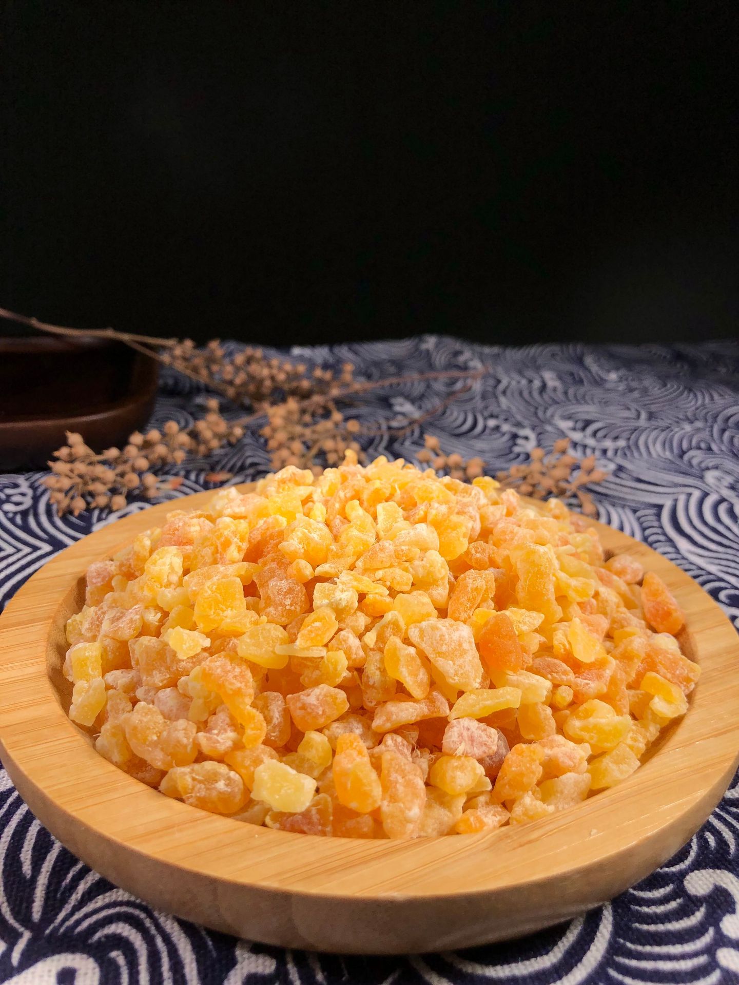 泰国芒果丁37mm612mm芒果粒整箱20kg果茶烘培燕麦馅料原料批发