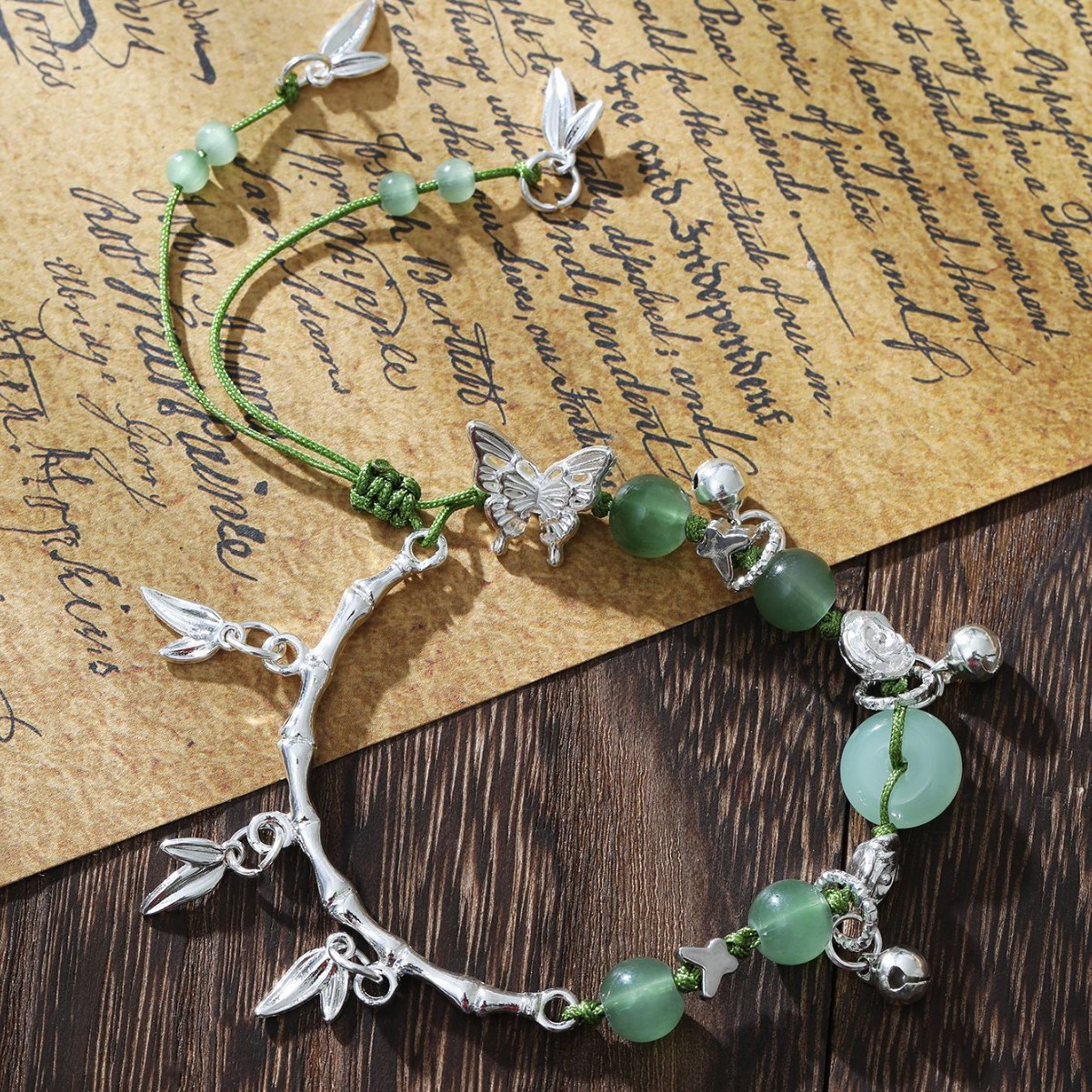 新中式古风绿色竹节串珠手链2024年新款小众设计高级感蝴蝶手链女