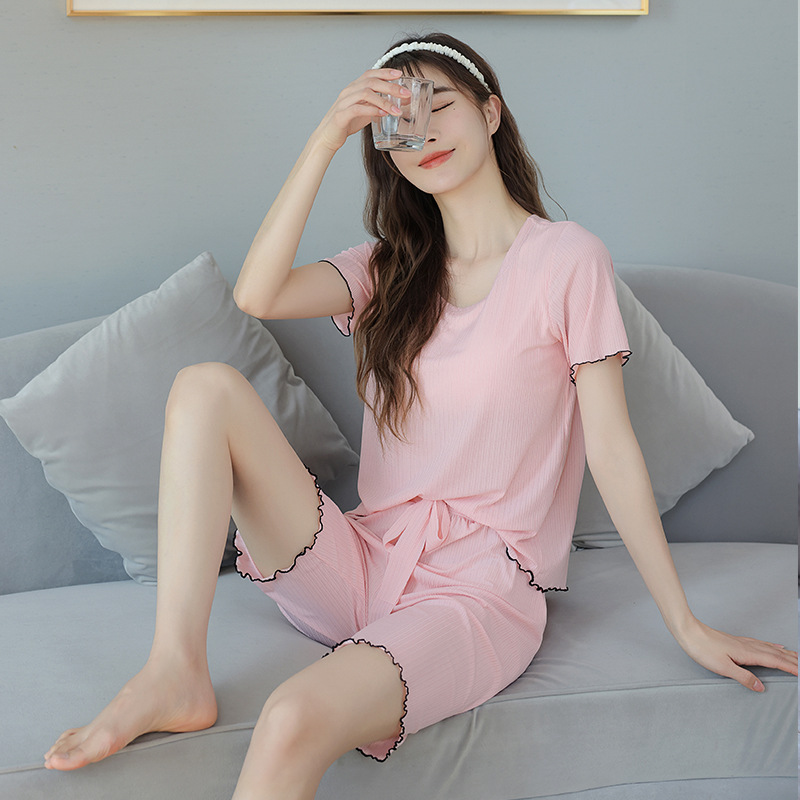 Ice Silk Pajamas Women's Pajamas with Chest Pad Summer Can Be Worn outside Loose Classic Style Homewear Summer Pajamas Suit