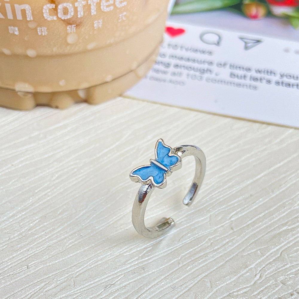Foreign Trade Cross-Border Hot Selling Micro Inlaid Zircon Winding Simulated Snakes Ring Female Niche Design Fashion Personalized Index Finger Ring