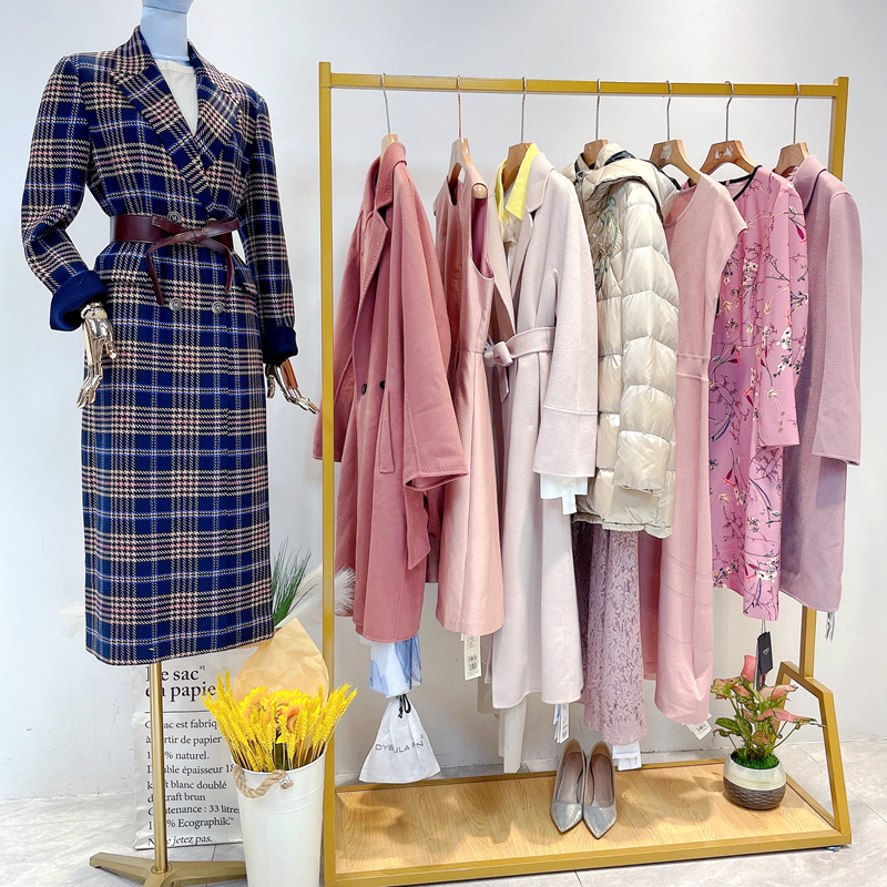 戴布拉芬品牌剪标女装折扣夏装时尚连衣裙套装撤柜直播批发货源