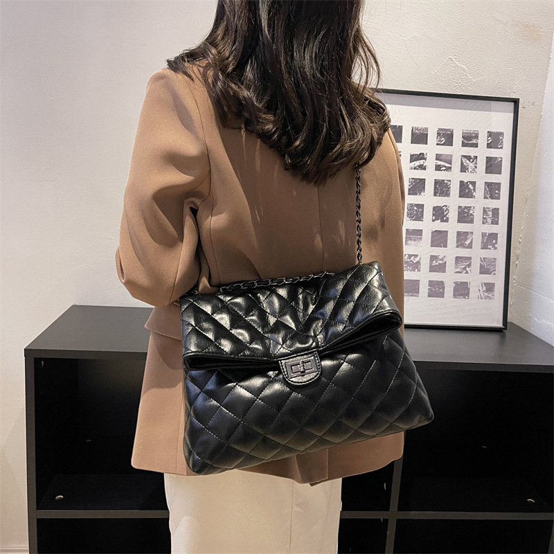 Rhombus Large Chain Bag Women's 2022 New Fashion Casual Shoulder Bag High Quality Crossbody Bag Large Capacity Totes