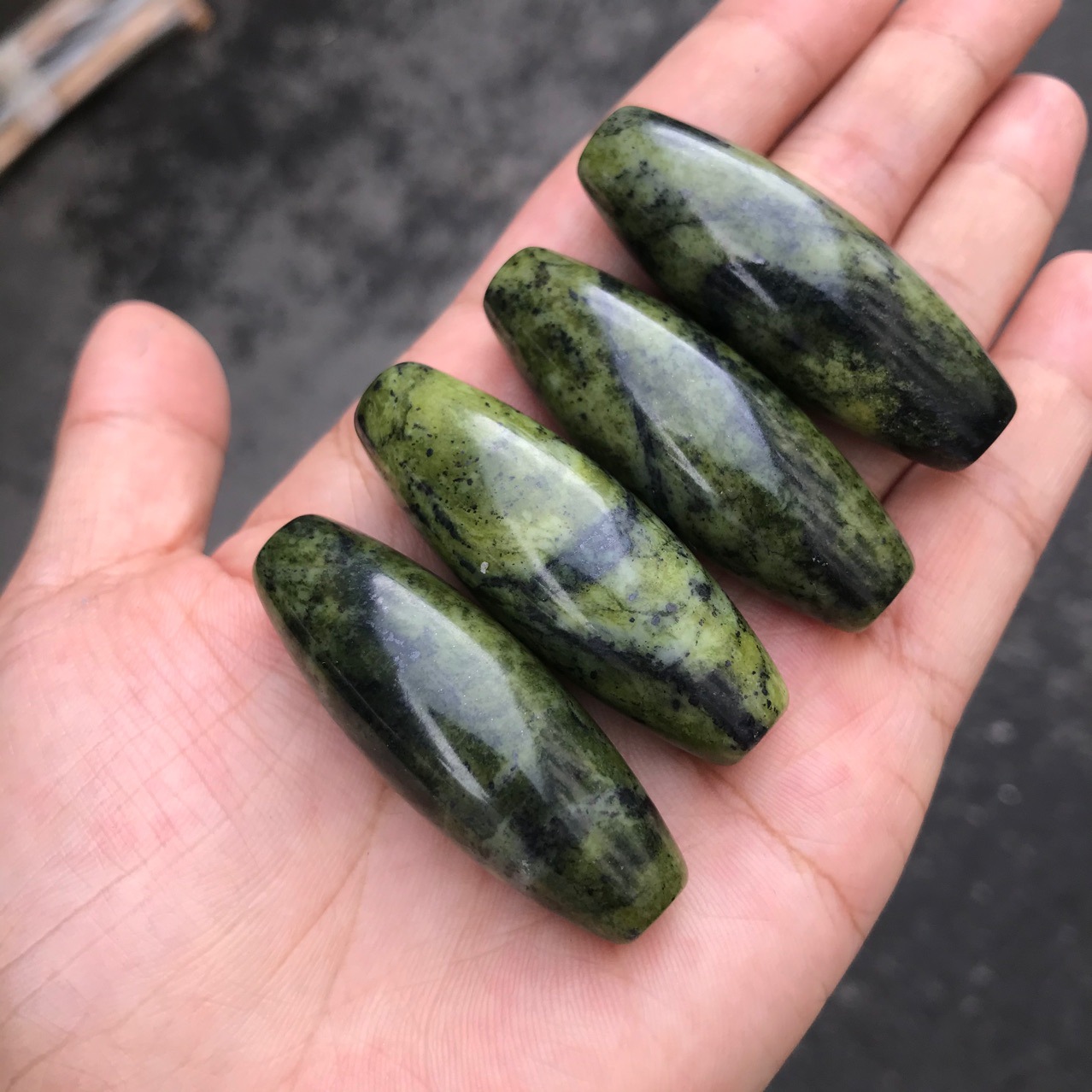 天然臧玉药王石天珠吊坠陨石带磁性药王石挂件吊坠项链直播批发