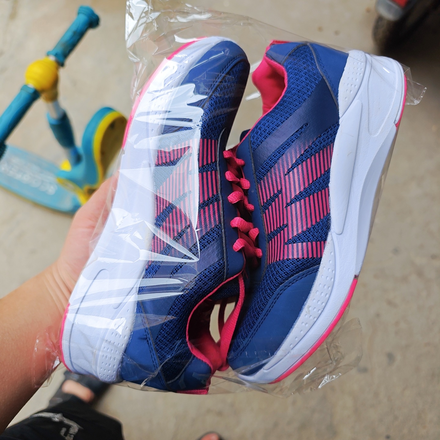 2023 New Children Sneaker Outdoor Running Shoes Domestic Sales Quality Boys and Girls Shoes Miscellaneous Tail Goods Factory Wholesale