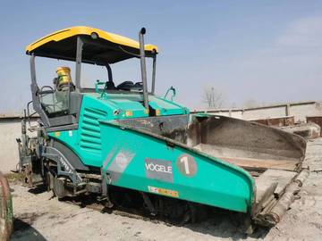 二手德国福格勒2100-3l 1800-2l 1900l 戴纳派克2530 3300摊铺机