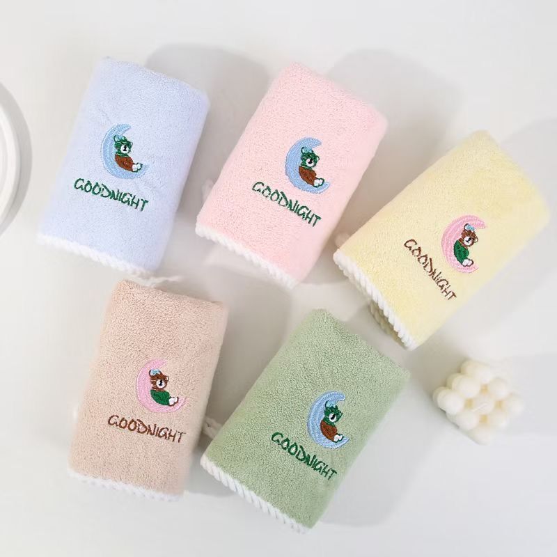 Coral Fleece Cartoon Children's Adult Home Use Bath Towel Absorbent Lint-Free Wholesale Soft Candy Color Cute Bath Towel