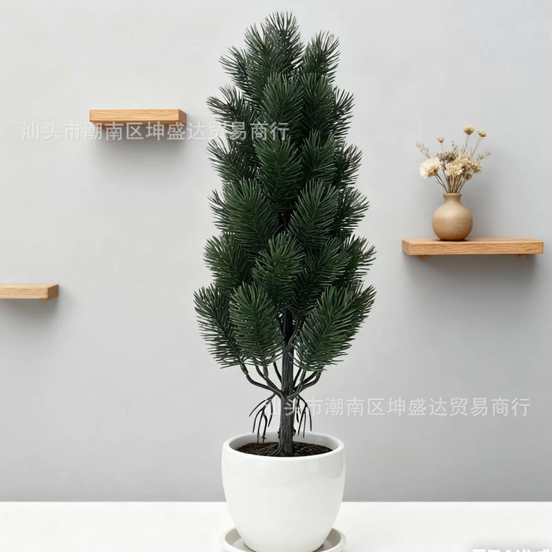 跨境仿真迷你圣诞松针桌面摆件氛围感圣诞装饰品派对绿植道具批发