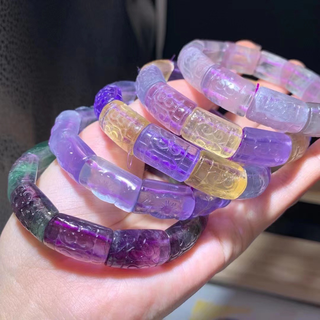 天然萤石雕刻回纹手牌手镯 晶体通透 成色漂亮 料细温润 工厂批发