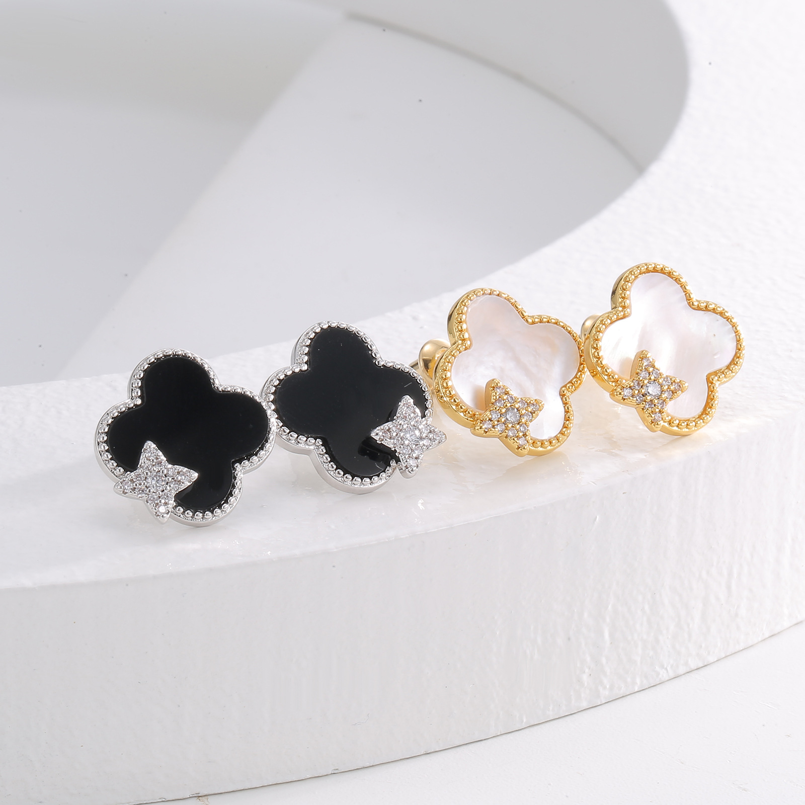 四叶草耳钉复古法式女时尚百搭网红耳饰小众高级感一件代发小饰品