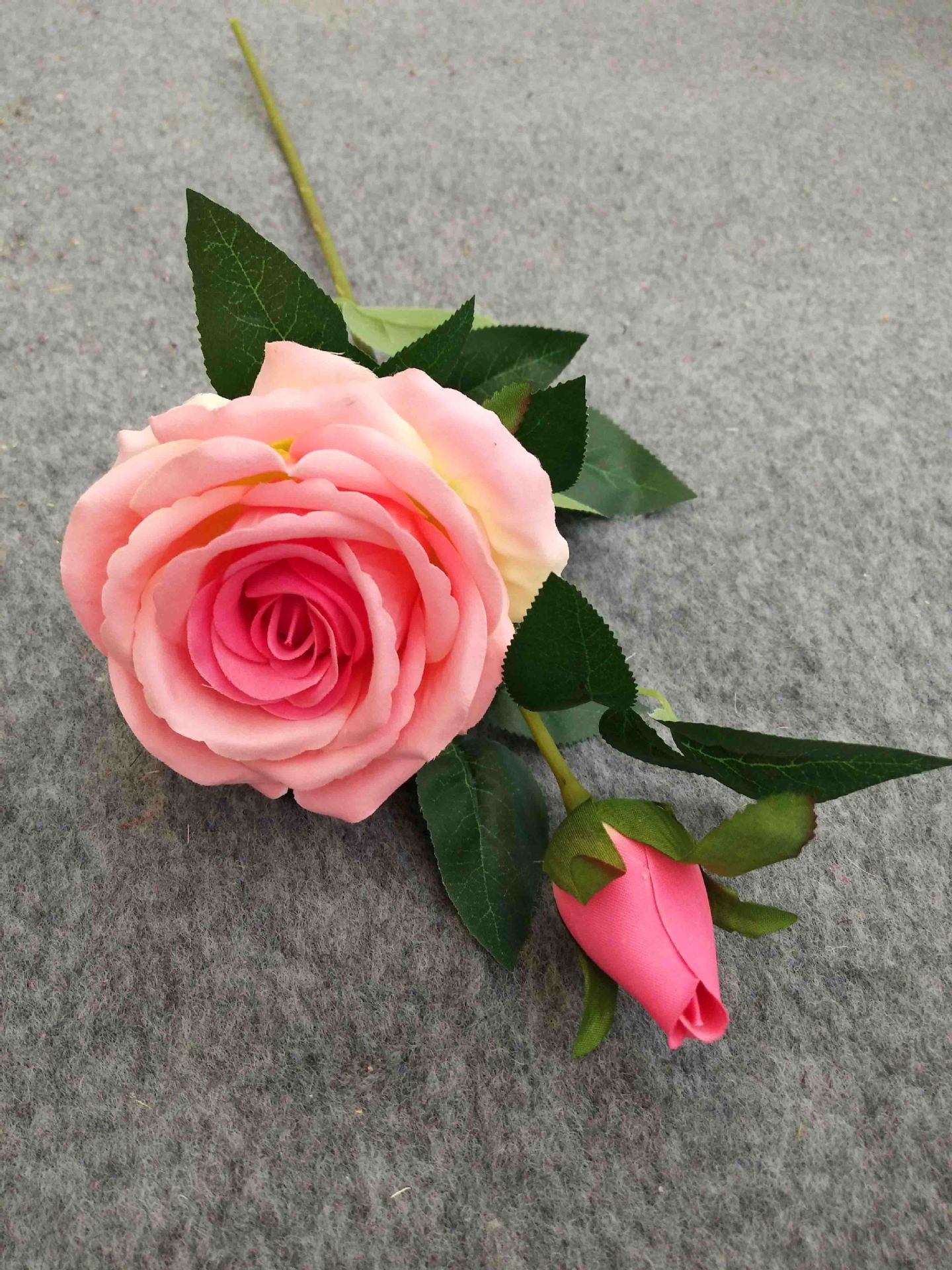玫瑰花头花苞假花仿真花 玫瑰花苞 仿真玫瑰花骨朵婚庆装饰批发