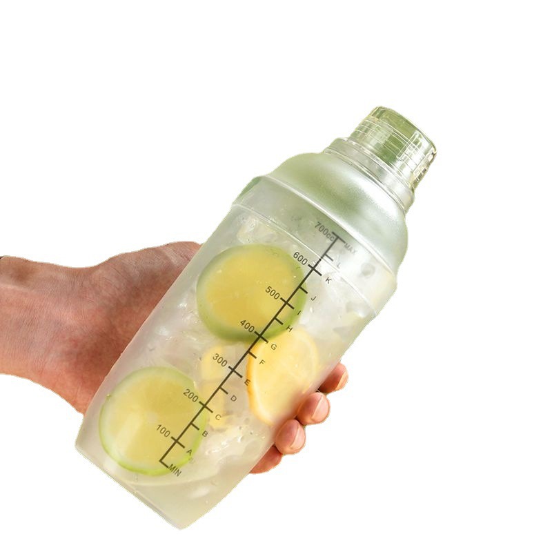 新款雪克杯手打柠檬茶耐摔摇摇杯塑料加厚黑刻度奶茶店工具套直销