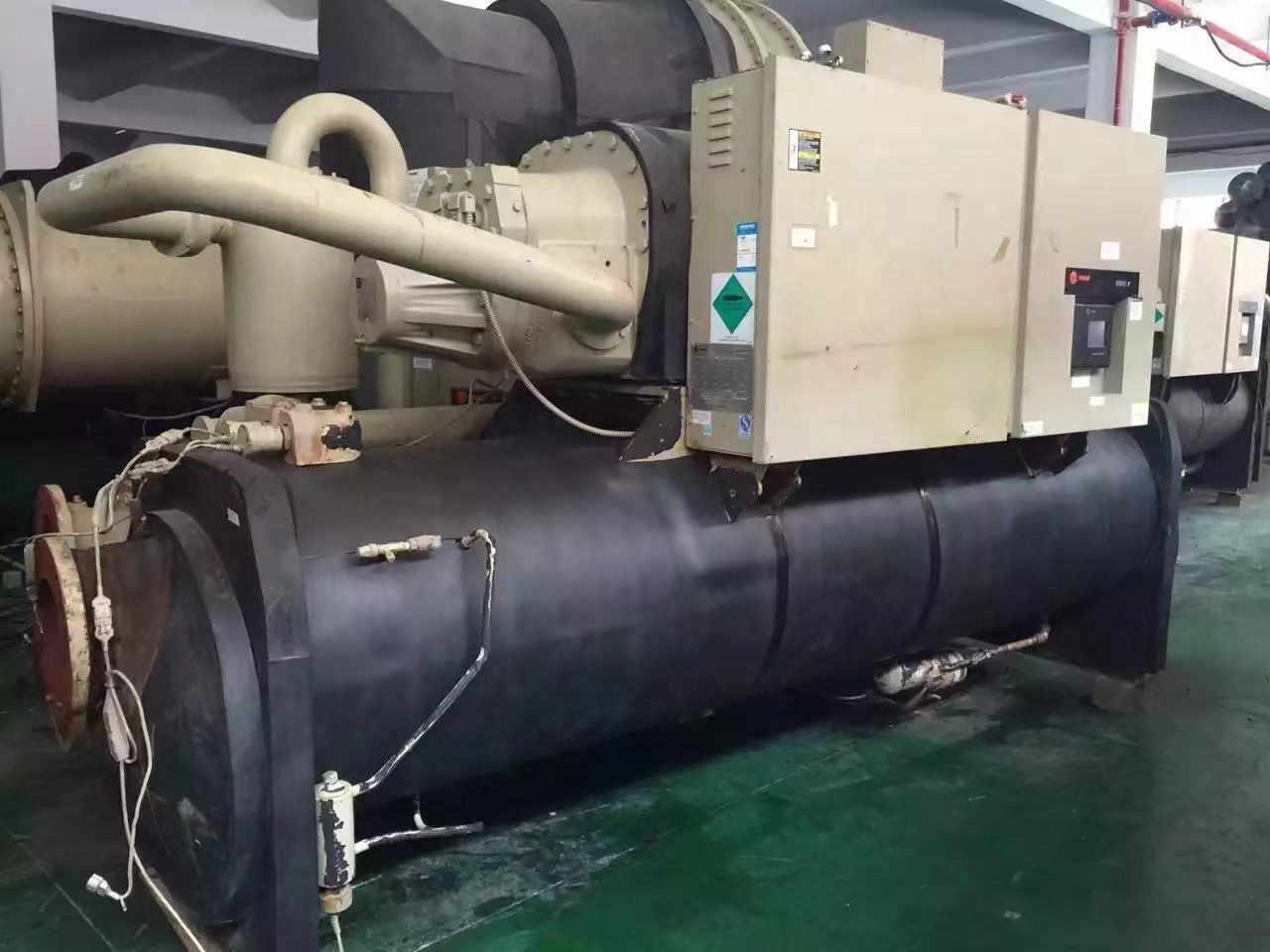 特灵水冷冷水机组