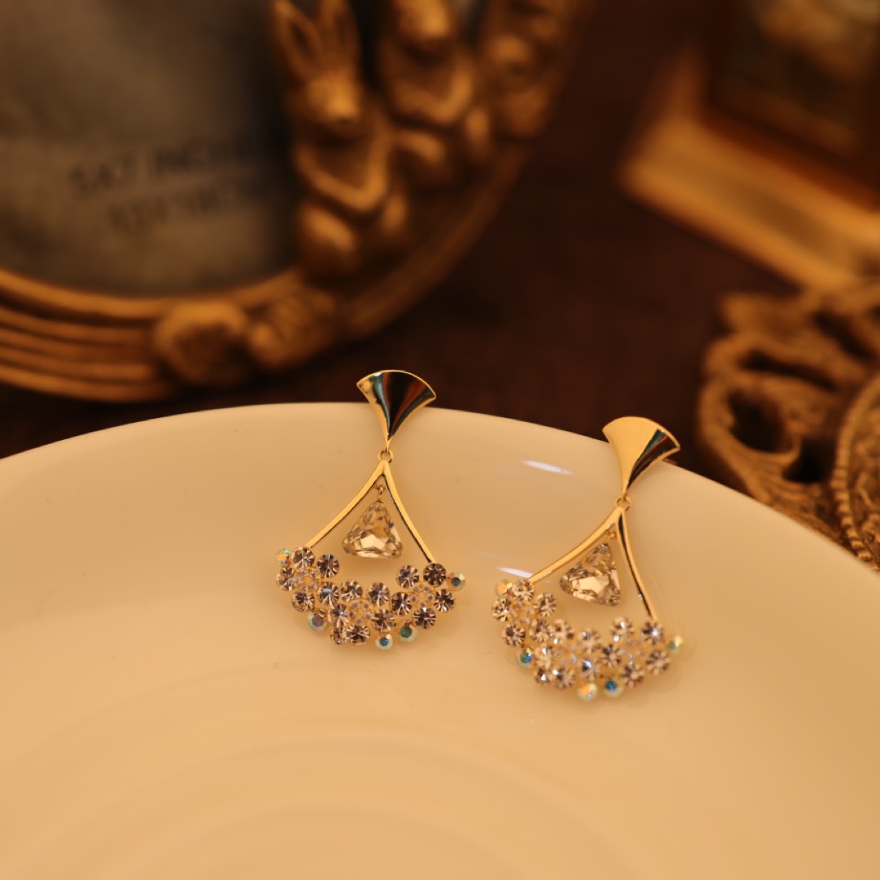 丽银高级感轻奢扇形耳钉新款潮耳饰女小众设计感网红纯银针耳环