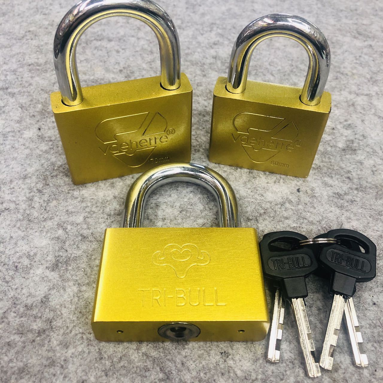 新款挂锁 四方金色包塑柄叶片钥匙挂锁 浦江挂锁 安全挂锁