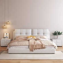 主卧真皮床现代简约轻奢意式极简1.8米软包齐边小户型卧室双人床