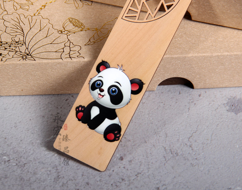 彩绘黄杨木熊猫书签 彩绘熊猫文创书签 红木镂空书签 可刻字logo