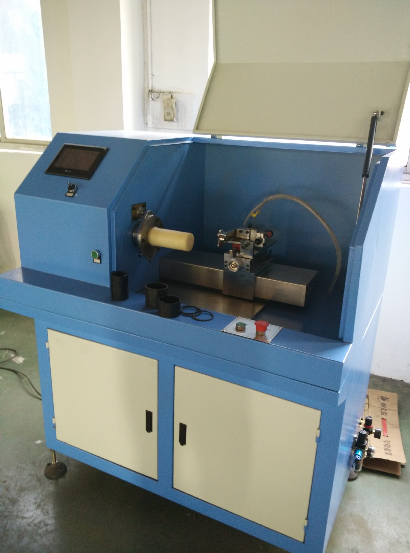 硅胶垫片,圆形,椭圆形,矩形筒状产品的快速精密切割成型