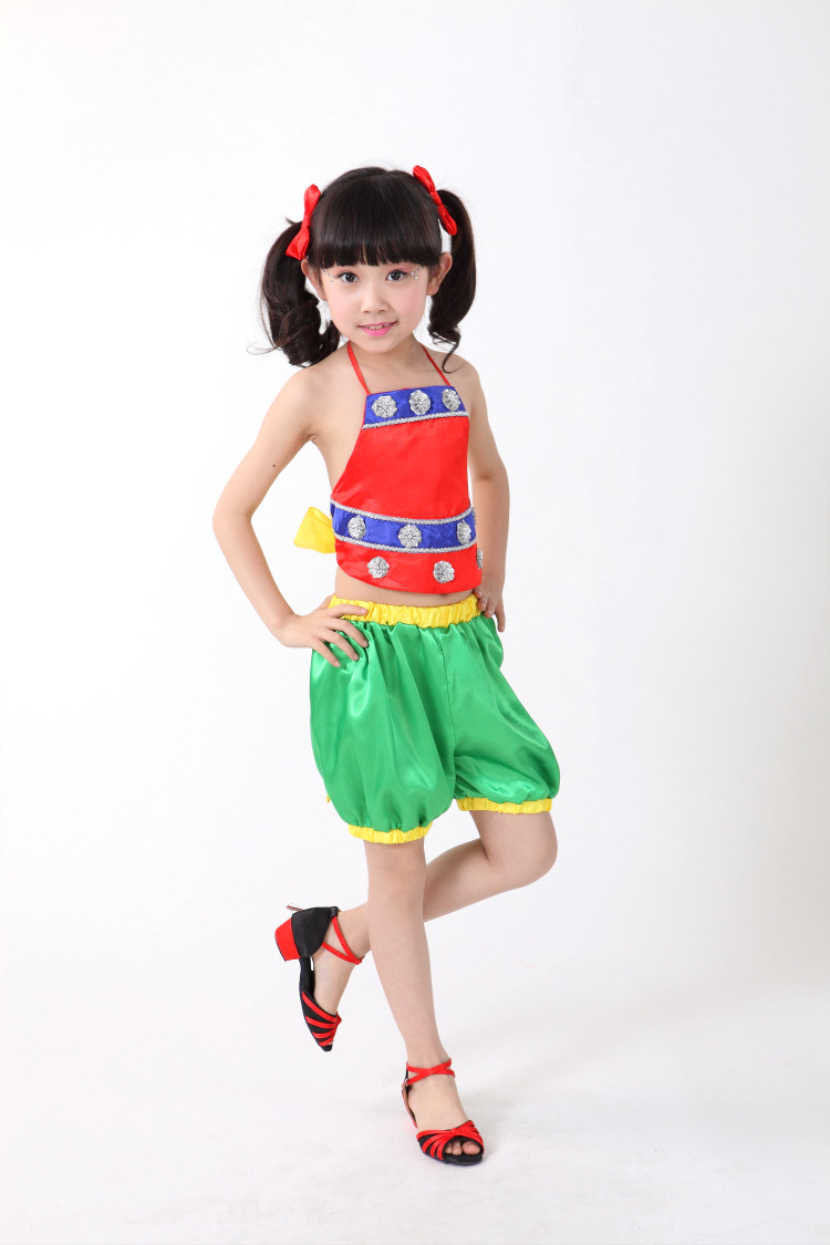 小荷风采拍拍手舞蹈演出服儿童表演服幼儿园男女童红肚兜可爱娃娃