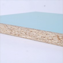 板缘制造商高品质1220 2440 18mm三聚氰胺刨花板家具家用刨花板