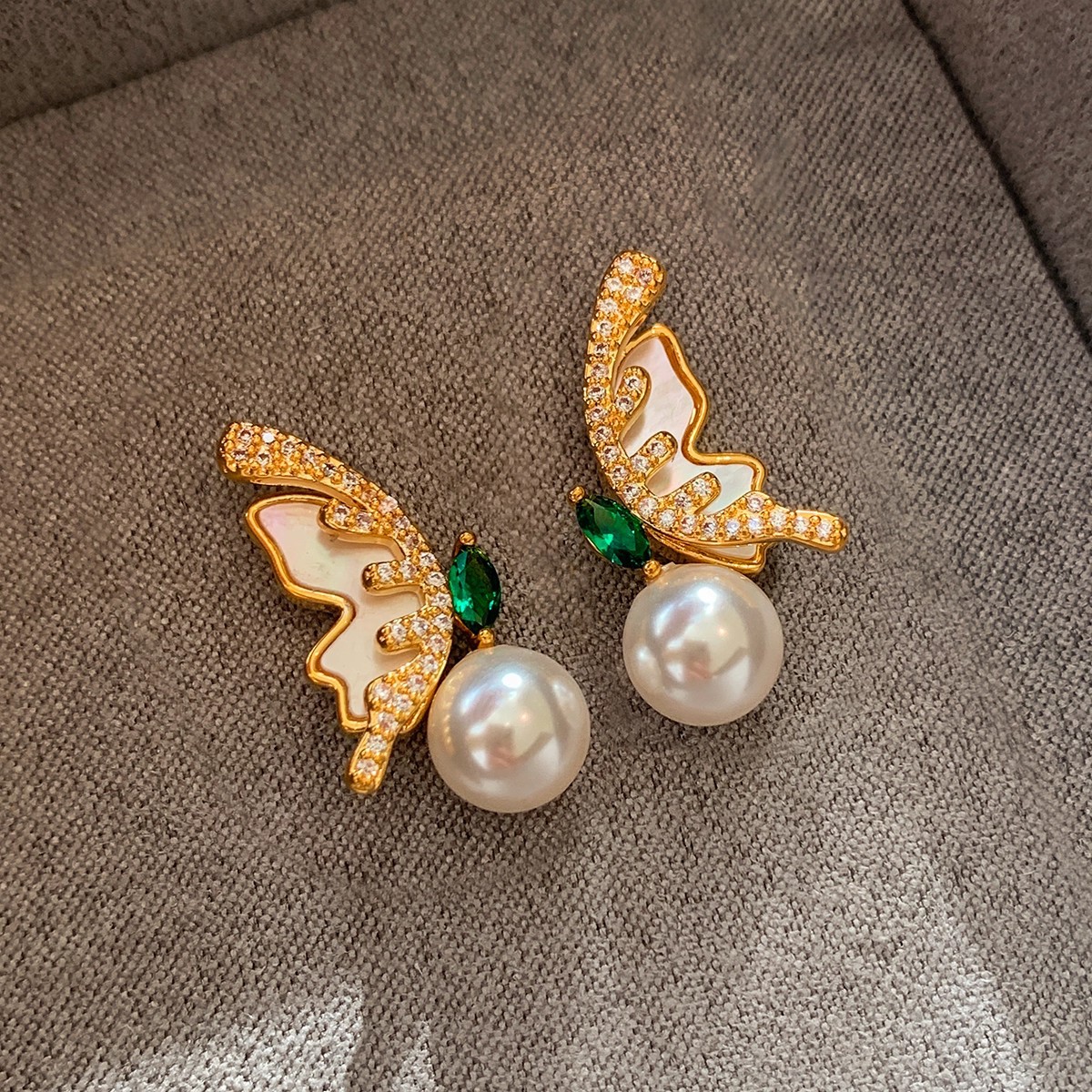 ornament high-grade beautiful fashion earrings earrings natural fritillary french green diamond butterfly pearl earrings for women