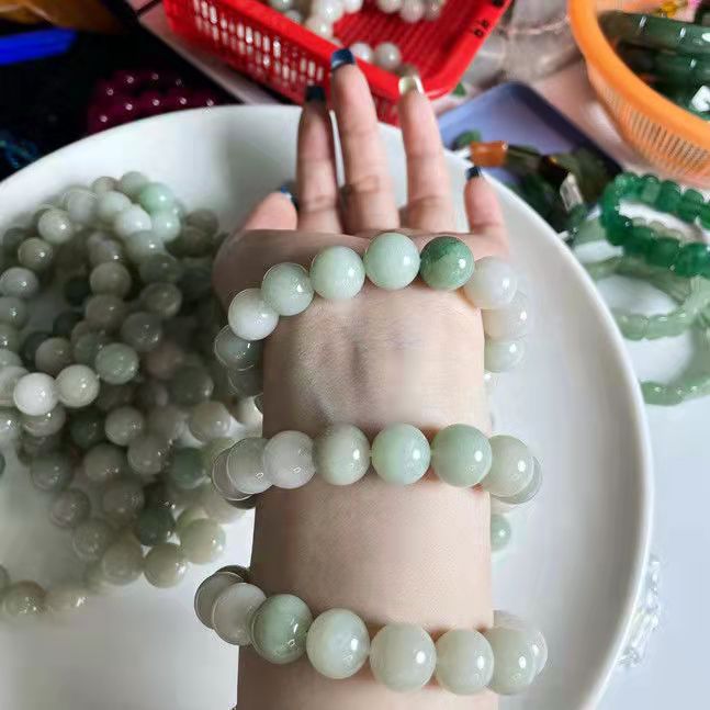 内蒙佘太翠手链玉石单圈手链绿白佘太翠圆珠手链手串玉器饰品批发